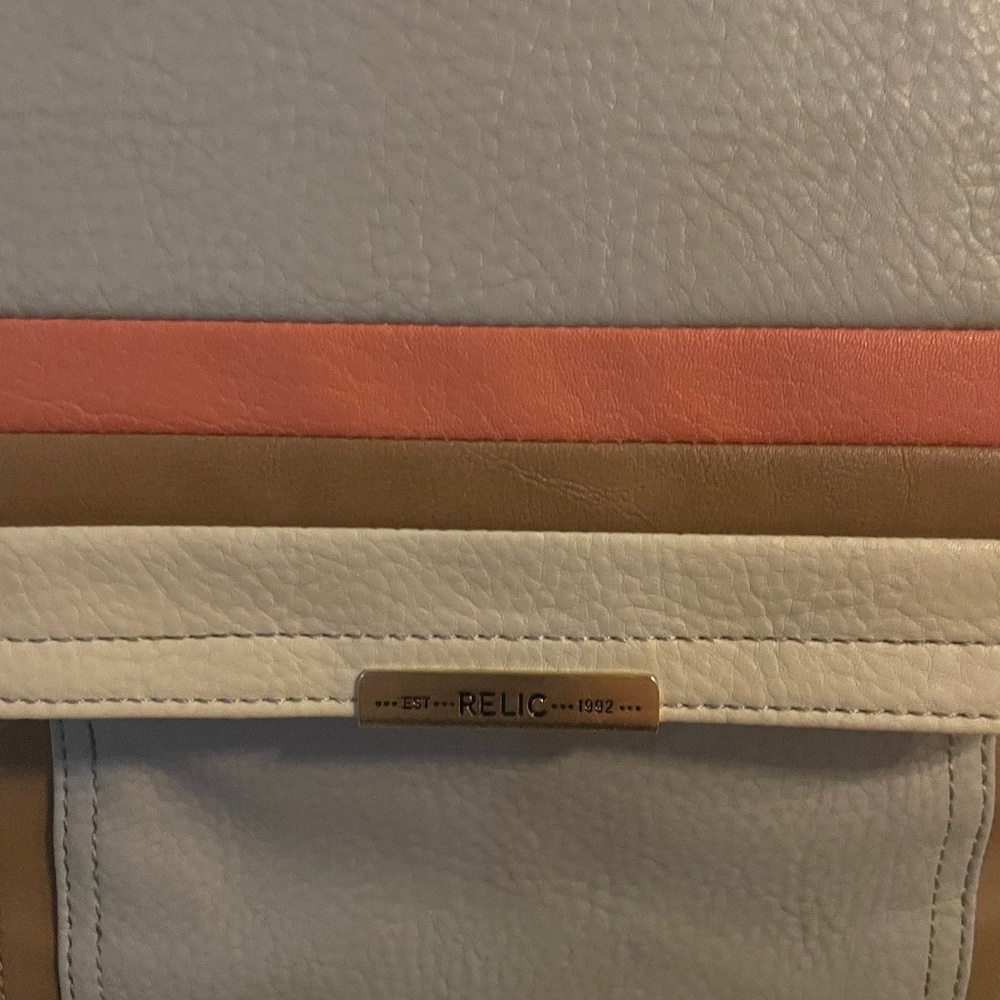 Relic Crossbody Purse, Like New, Adjustable Strap